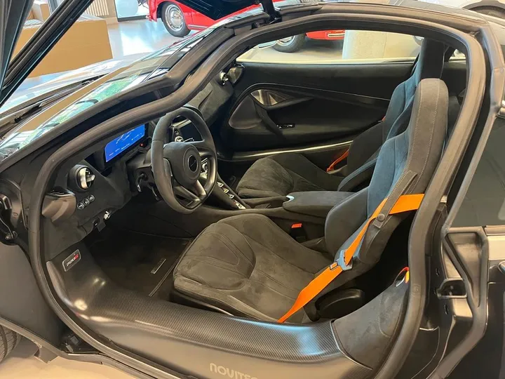McLaren 720S