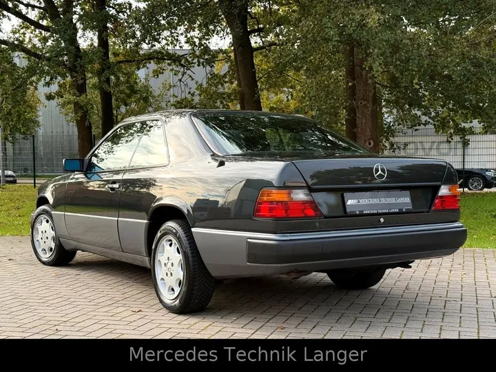 Mercedes-Benz CE 230