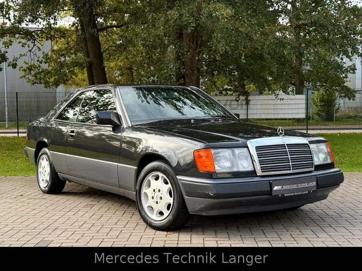 Mercedes-Benz CE 230