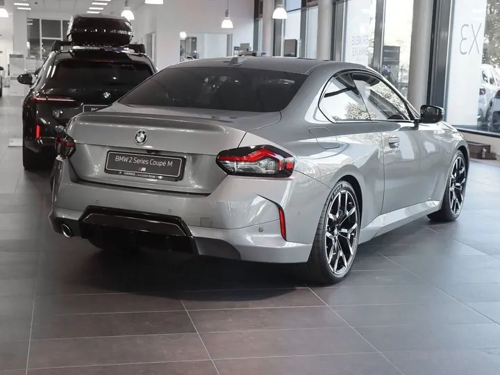 BMW 220