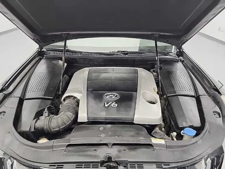 Hyundai Equus
