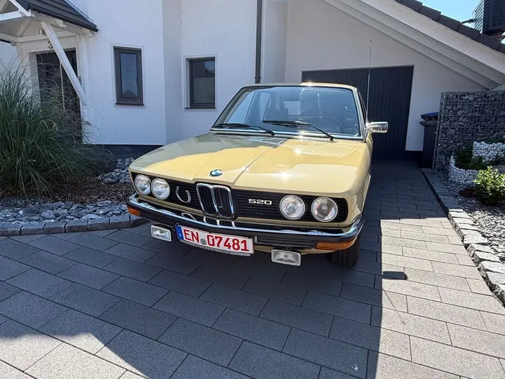 BMW 520