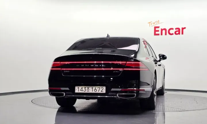 Genesis G90