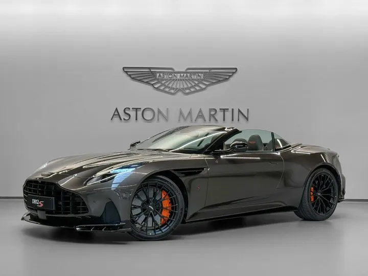 Aston Martin DB12