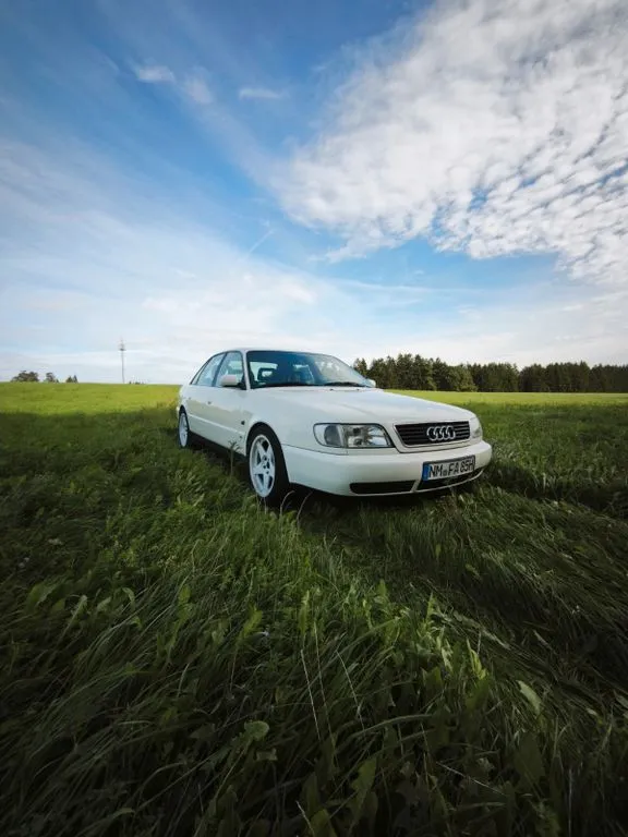 Audi 100