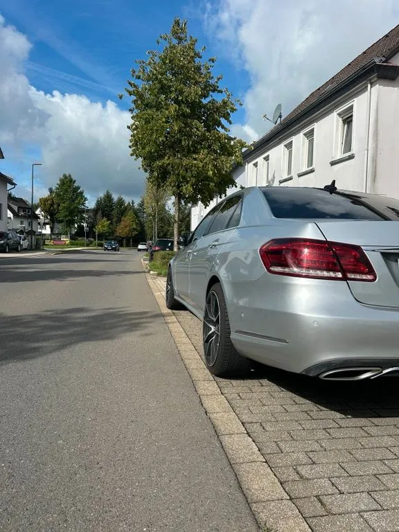 Mercedes-Benz E 250