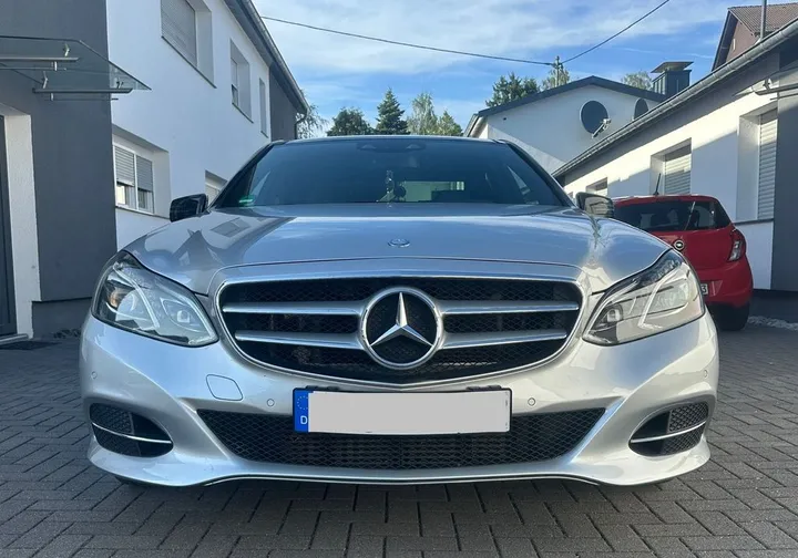 Mercedes-Benz E 250