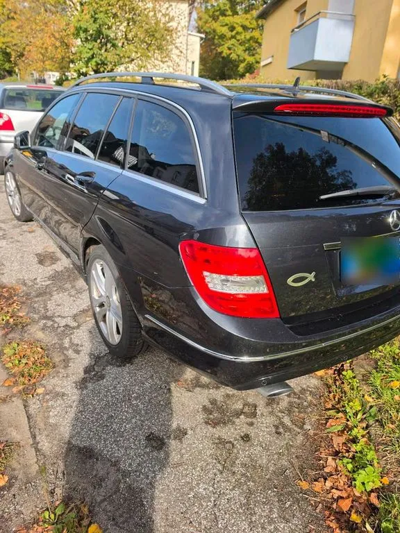 Mercedes-Benz C 250