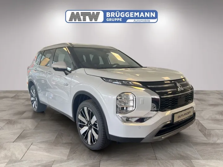 Mitsubishi Plug-in Hybrid Outlander