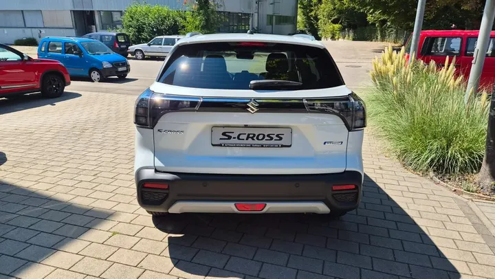 Suzuki (SX4) S-Cross