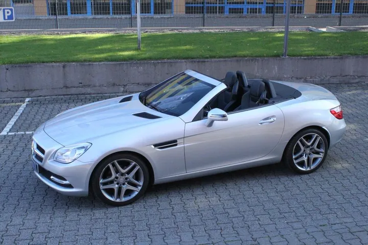Mercedes-Benz SLK 200