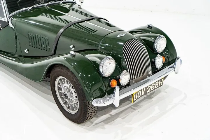 Morgan Plus 8