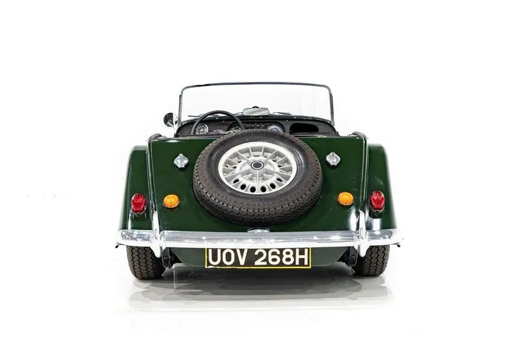 Morgan Plus 8
