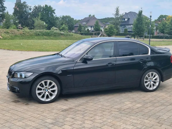 BMW 325