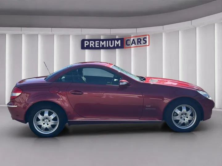 Mercedes-Benz SLK 200