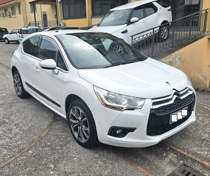 DS Automobiles DS4