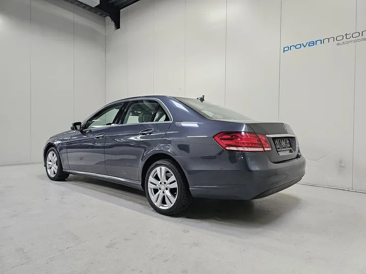 Mercedes-Benz E 200