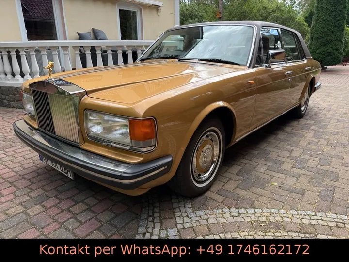 Rolls-Royce Silver Spirit