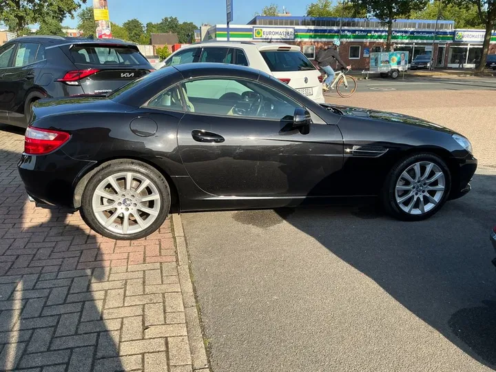 Mercedes-Benz SLK 200