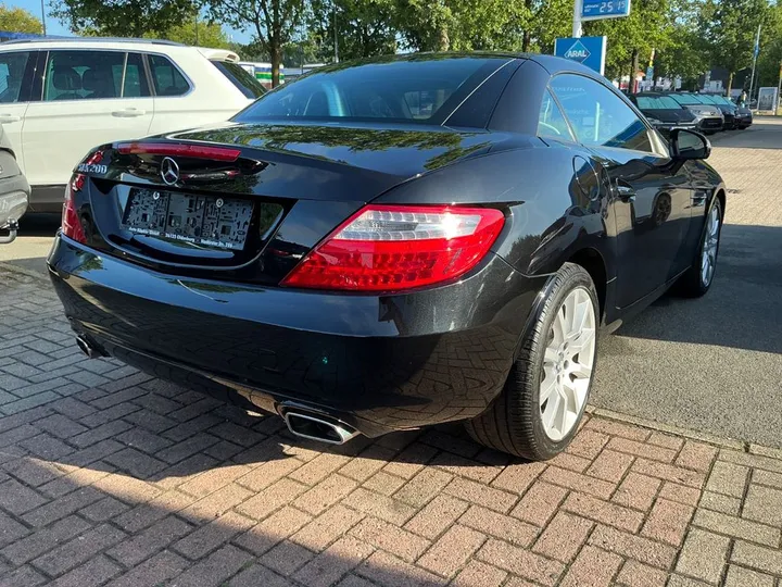 Mercedes-Benz SLK 200