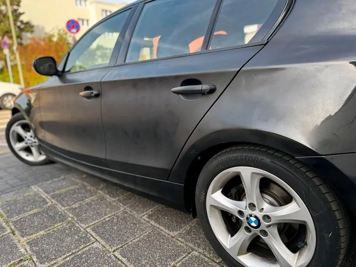 BMW 123