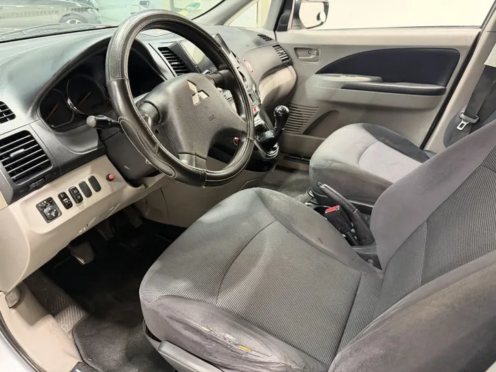 Mitsubishi Grandis