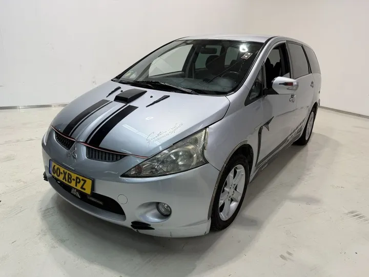 Mitsubishi Grandis