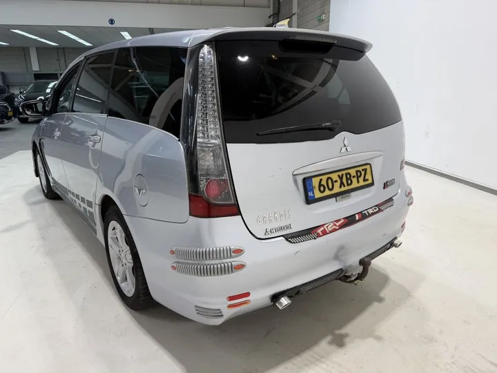 Mitsubishi Grandis