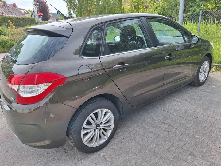 Citroën C4