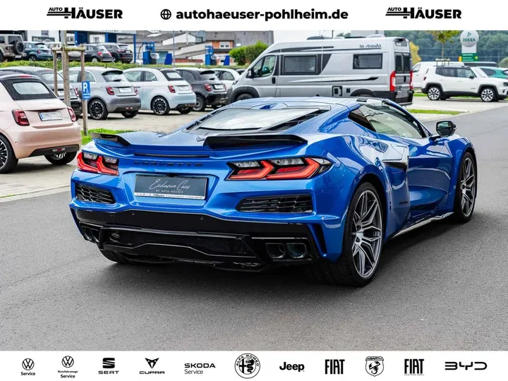 Corvette C8