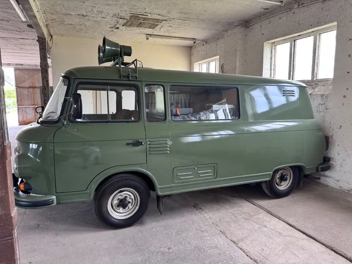 Barkas B1000