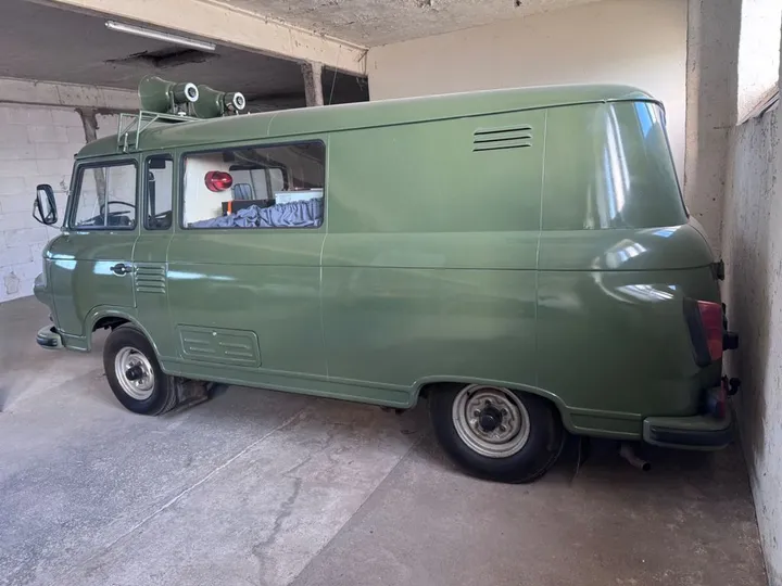 Barkas B1000