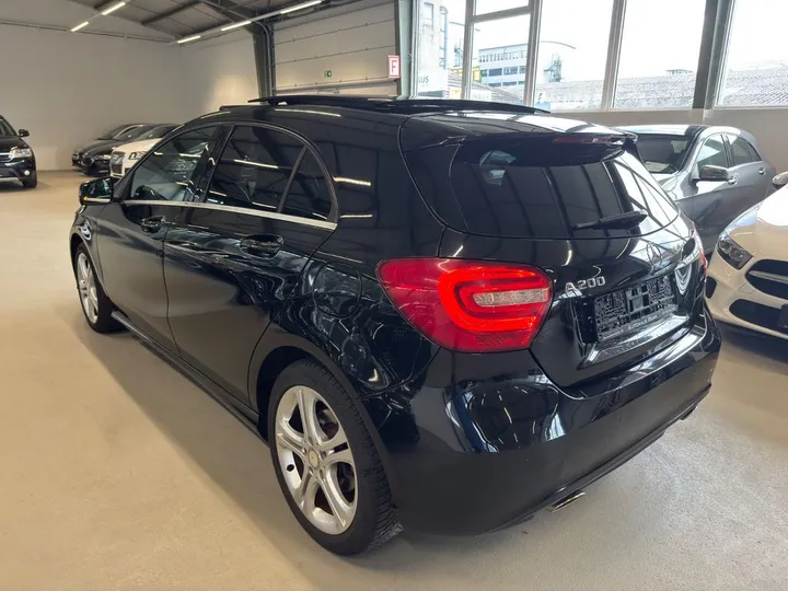 Mercedes-Benz A 200