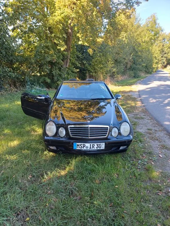 Mercedes-Benz CLK 200