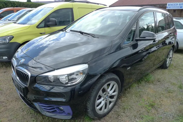 BMW 218