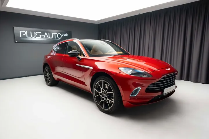 Aston Martin DBX