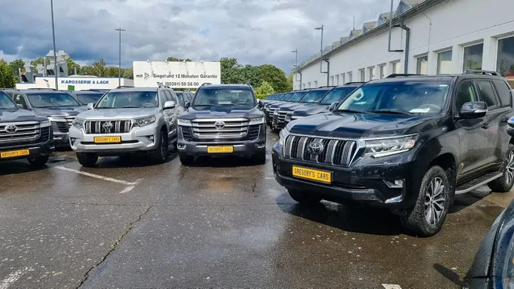 Toyota Land Cruiser