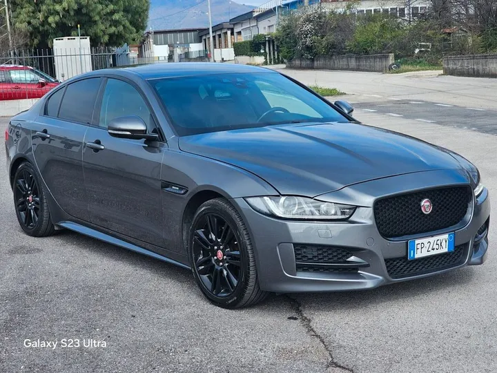 Jaguar XE