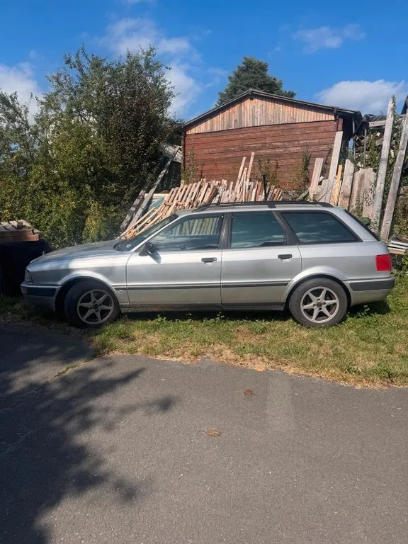 Audi 80