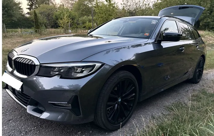 BMW 320
