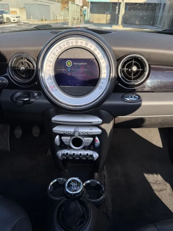 MINI Cooper Cabrio