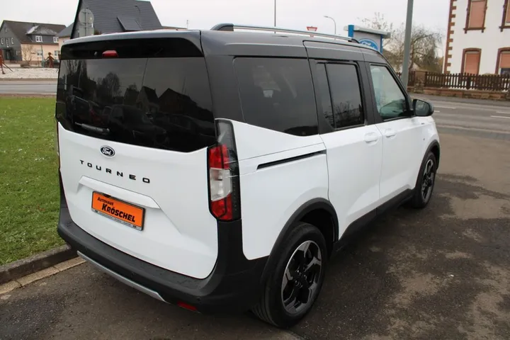 Ford Tourneo Courier