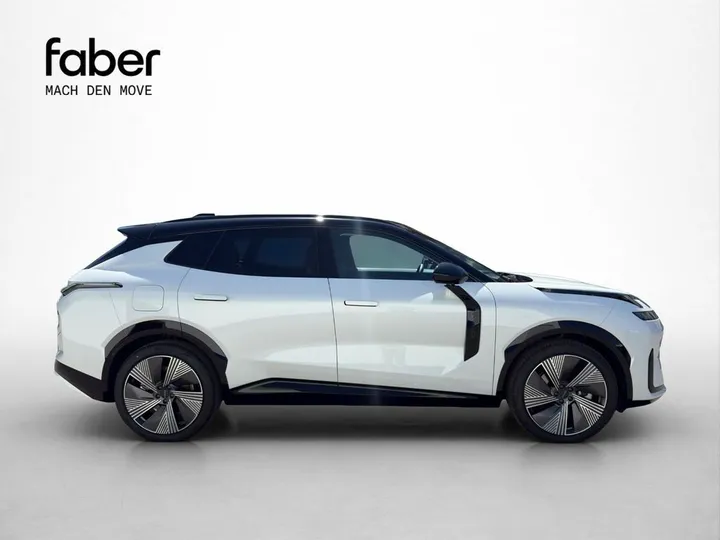 Lynk&Co 08