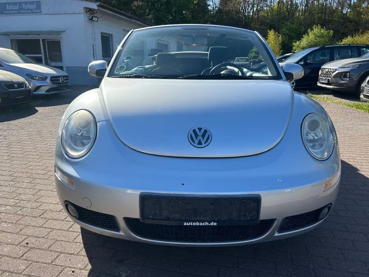 Volkswagen New Beetle