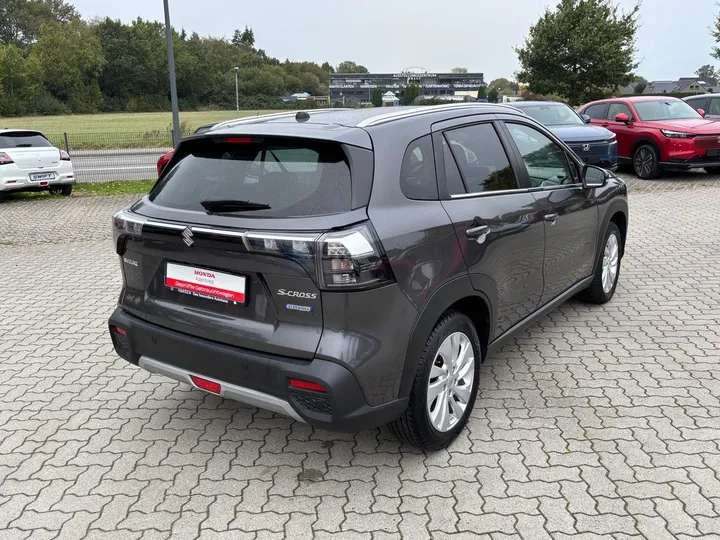 Suzuki (SX4) S-Cross