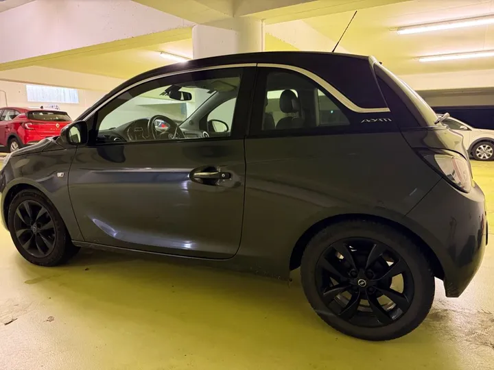 Opel Adam