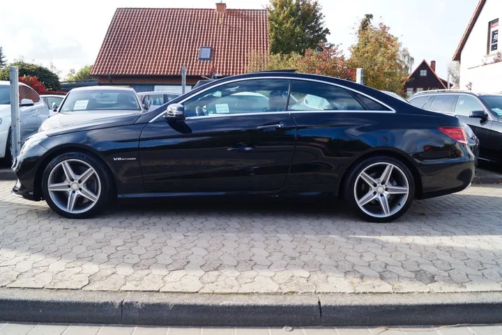 Mercedes-Benz E 500