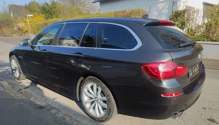 BMW 525