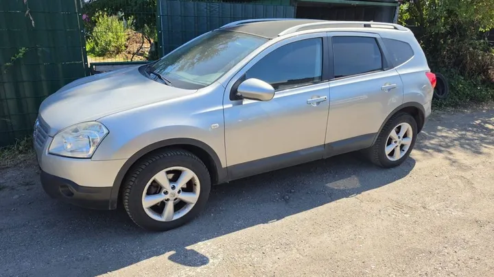 Nissan Qashqai+2