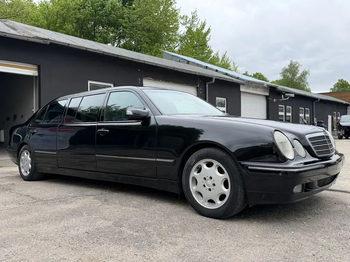 Mercedes-Benz E 280